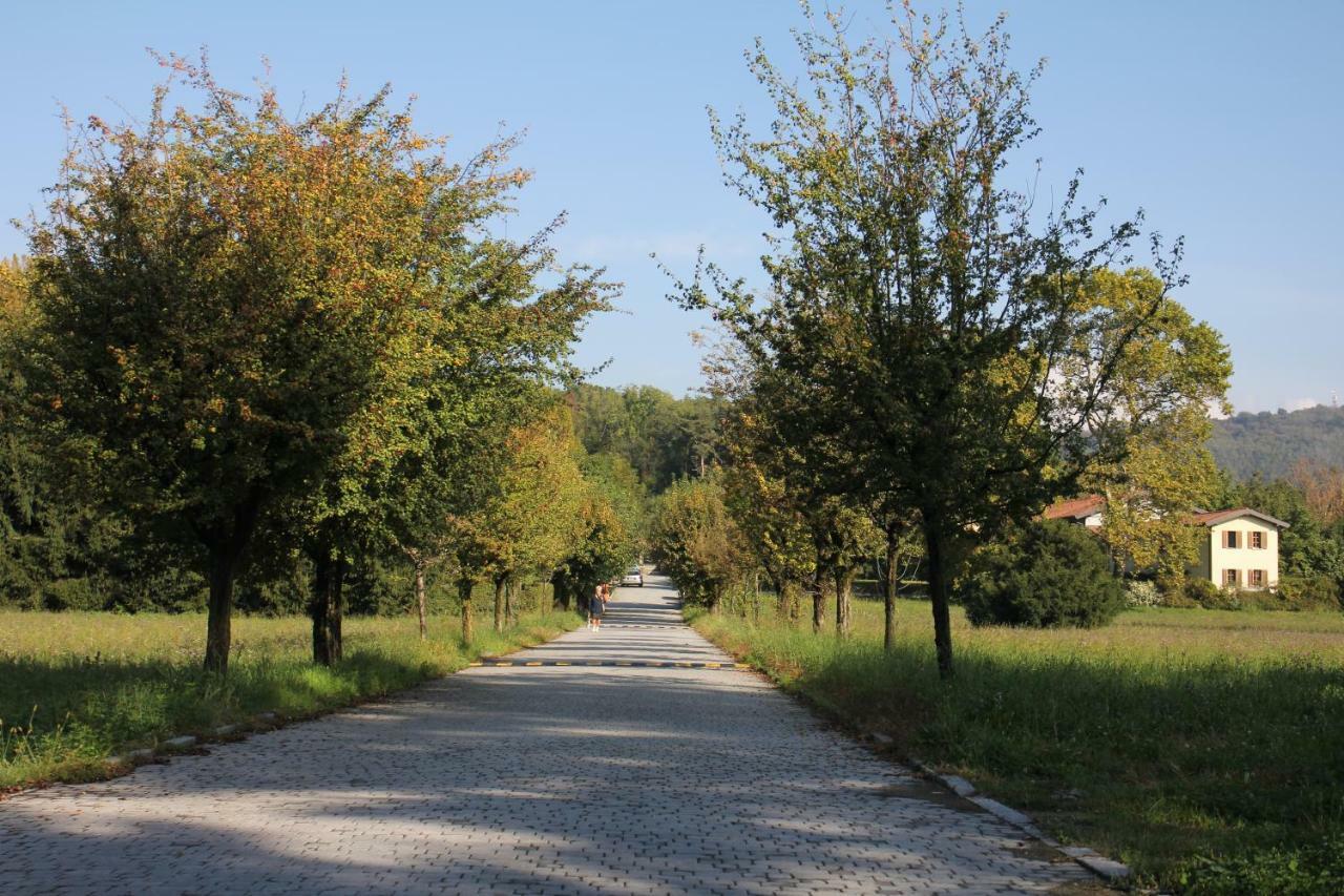 L'Antica Corte Lazzago Rooms Como Zewnętrze zdjęcie